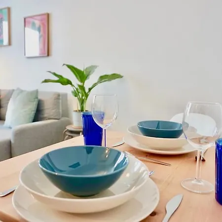 Neu I Moderne Zentrale Wohnung I Klimaanlage L Netflix I 4 Gaeste Apartmán