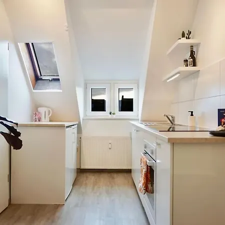 Neu I Moderne Zentrale I Netflix I 4 Gäste Apartment Andernach