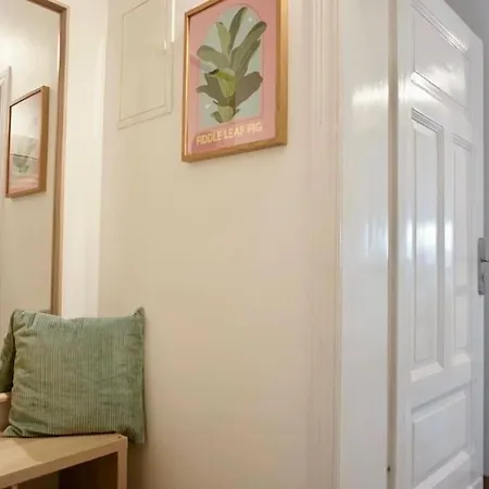 Neu I Moderne Zentrale Wohnung I Klimaanlage L Netflix I 4 Gaeste Apartmán